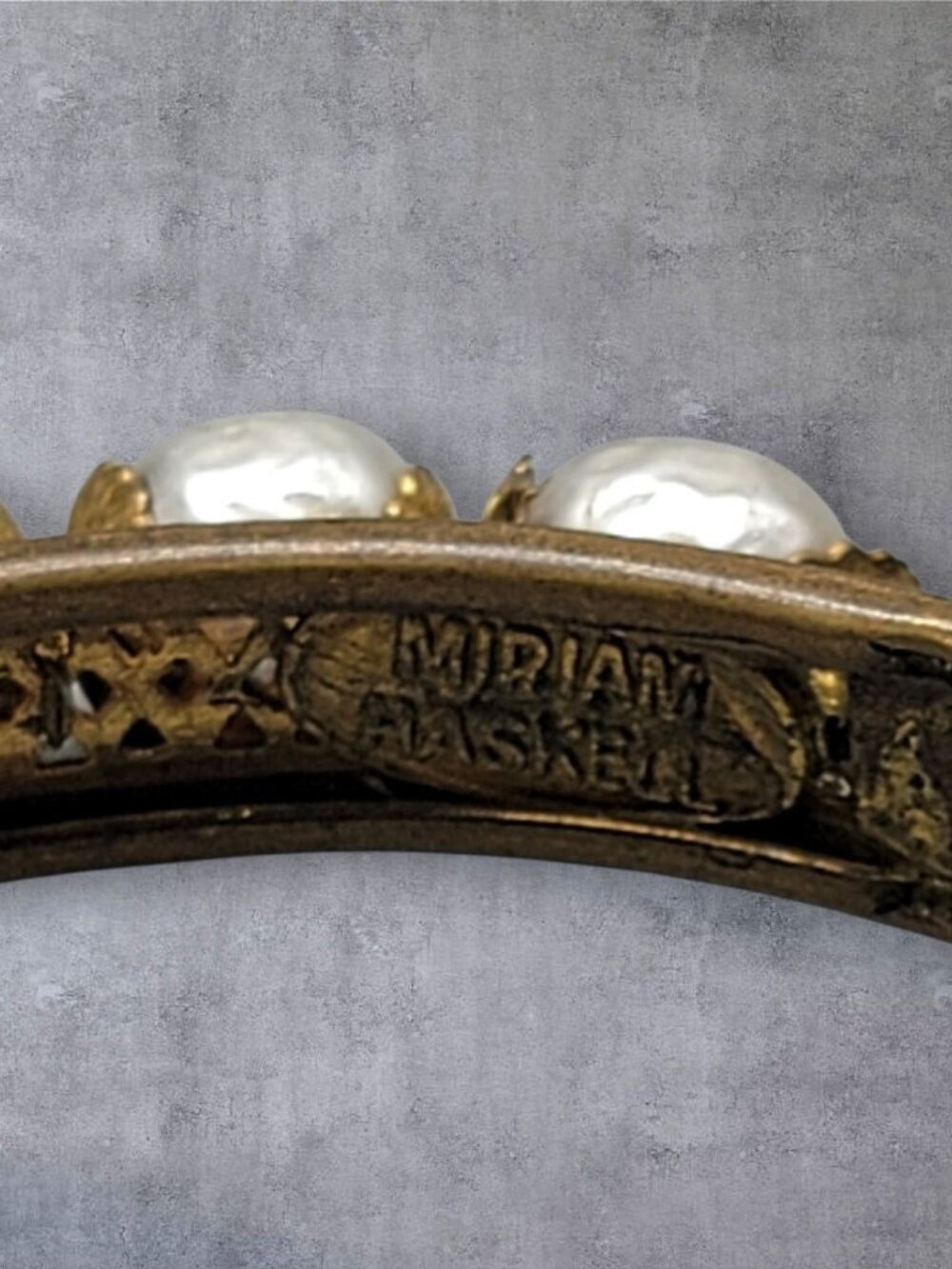 VTG Miriam Haskell Faux Baroque Pearl Clamper Bangle Bracelet Rare 1949 6.25" - Picture 8 of 16